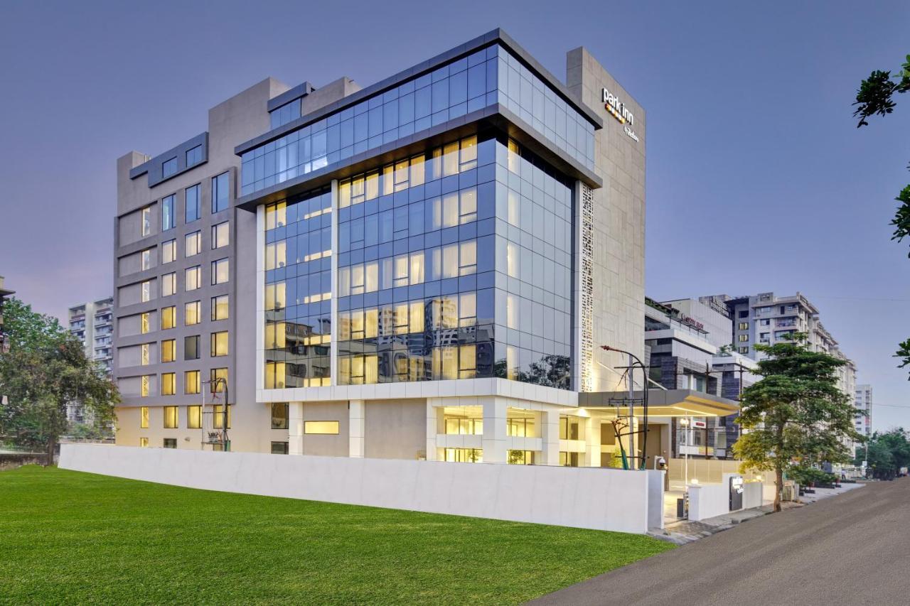 Park Inn By Radisson Surat Eksteriør billede