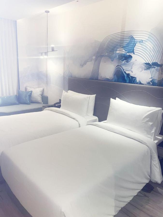 Park Inn By Radisson Surat Eksteriør billede
