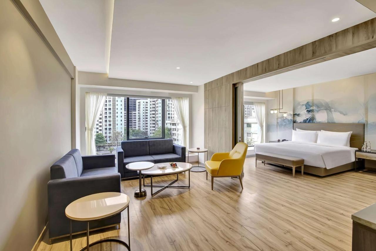 Park Inn By Radisson Surat Eksteriør billede