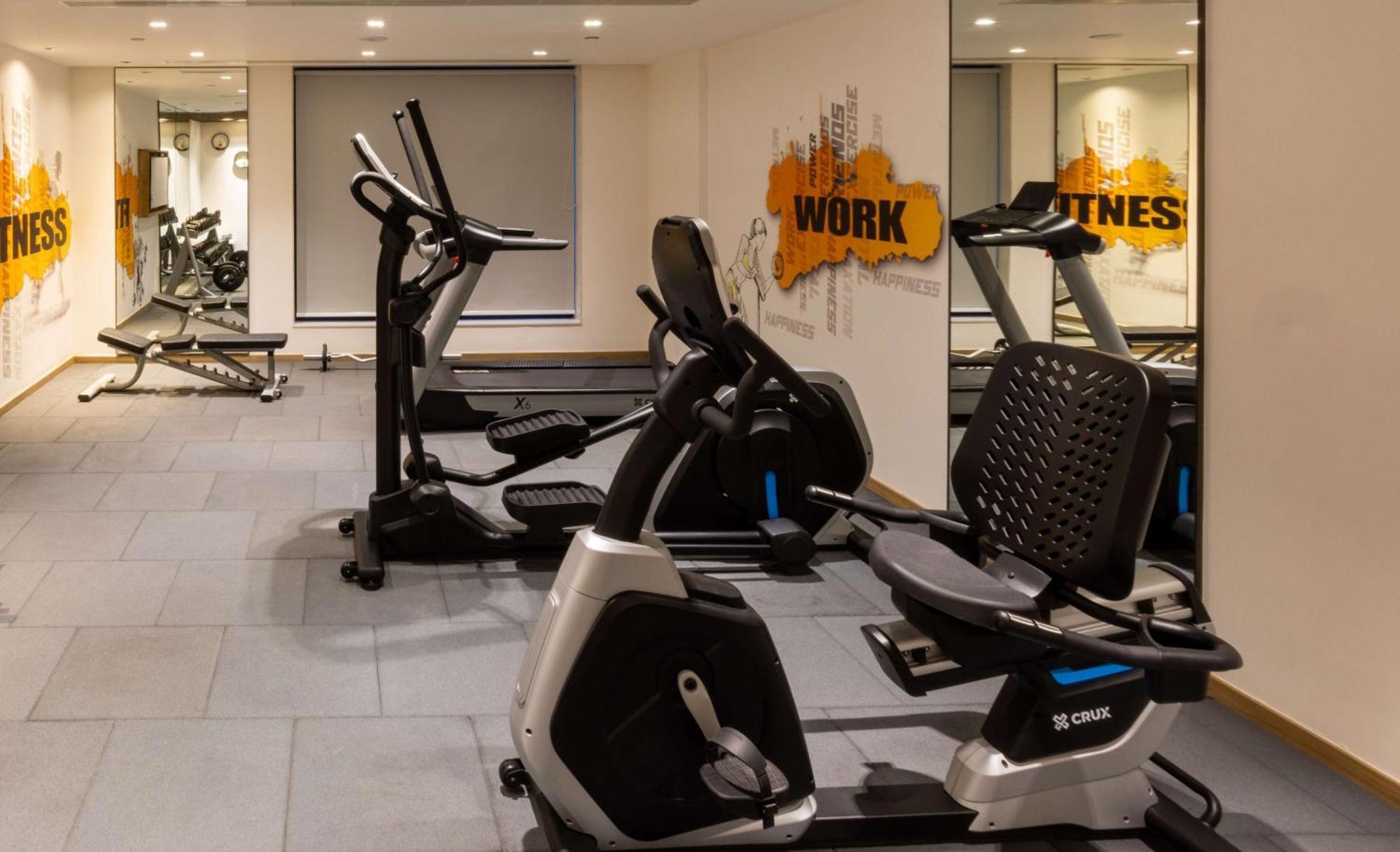 Park Inn By Radisson Surat Eksteriør billede